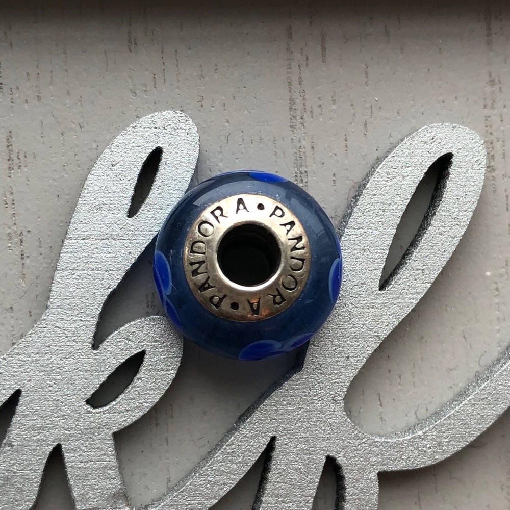 Authentic Pandora Charm - Picture 2 of 5